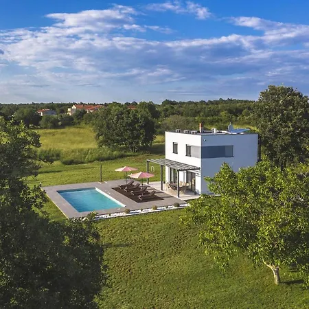 Villa Mauri